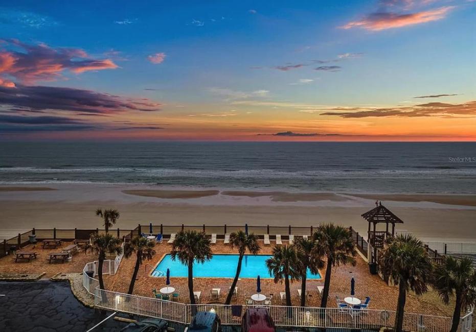 Ocean Front Condo Daytona Beach! Exterior photo